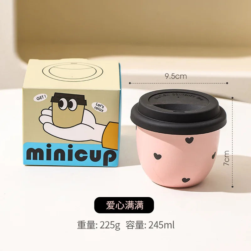 كوب قهوة يدوي بغطاء سيليكون