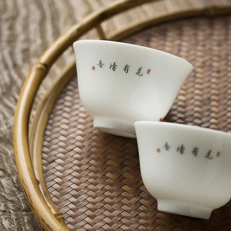 طقم شاي خزفي أبيض