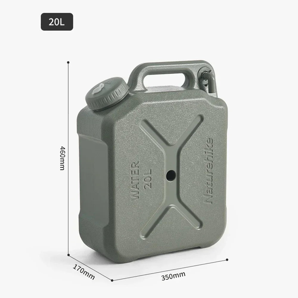 دلو مياه للتخييم