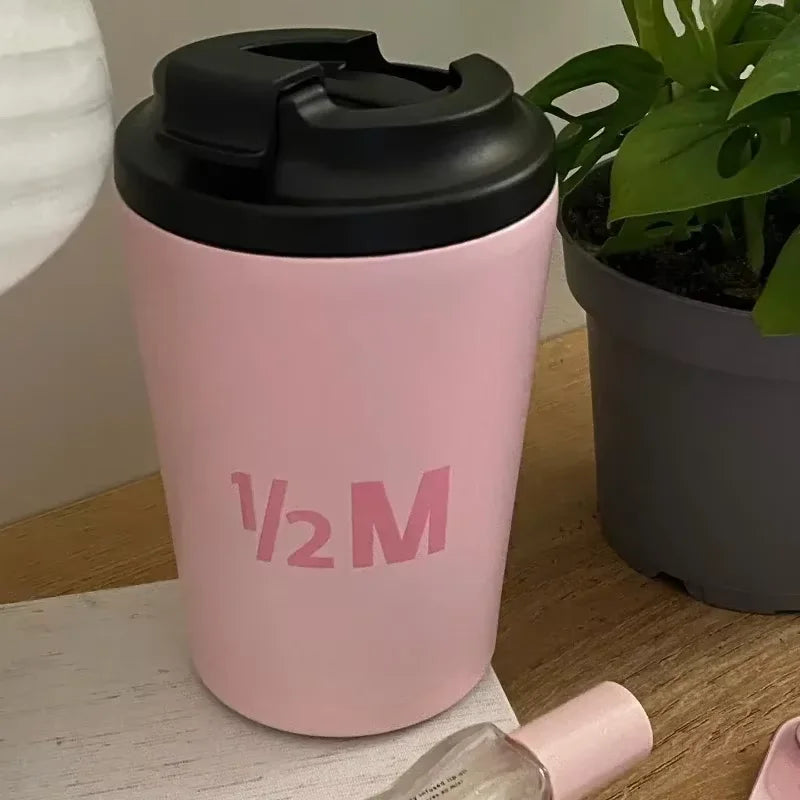 كوب قهوة نصف M